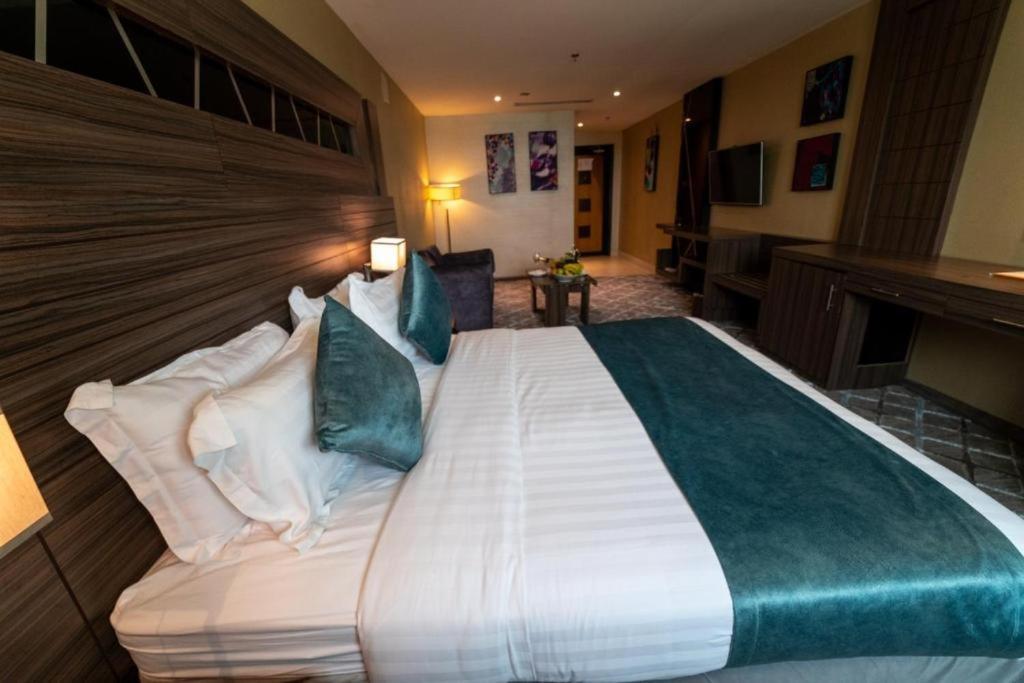 Continent Sumou Hotel Khobar Extérieur photo